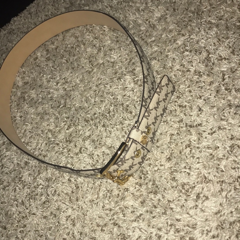 Michael kors belt